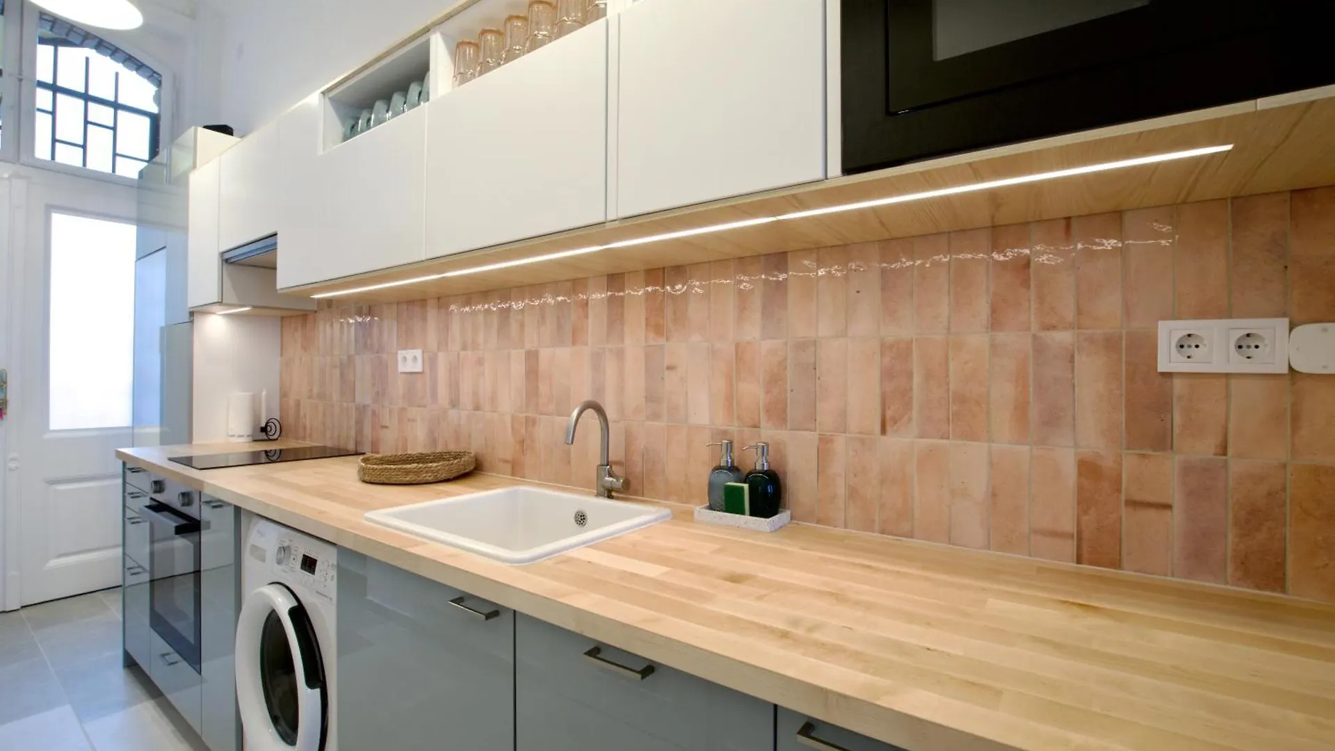 Standard Apartment By Hi5-Paulay Ede Apartment Budapest 0*,